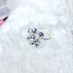 Adjustable handmade wrapped wire ring cluster